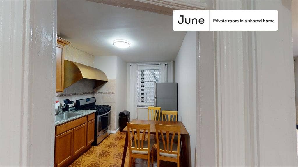 4 BR in New York City