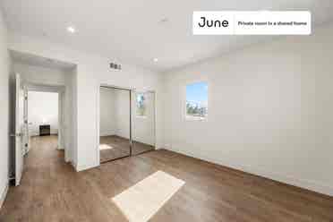 4 BR in Los Angeles
