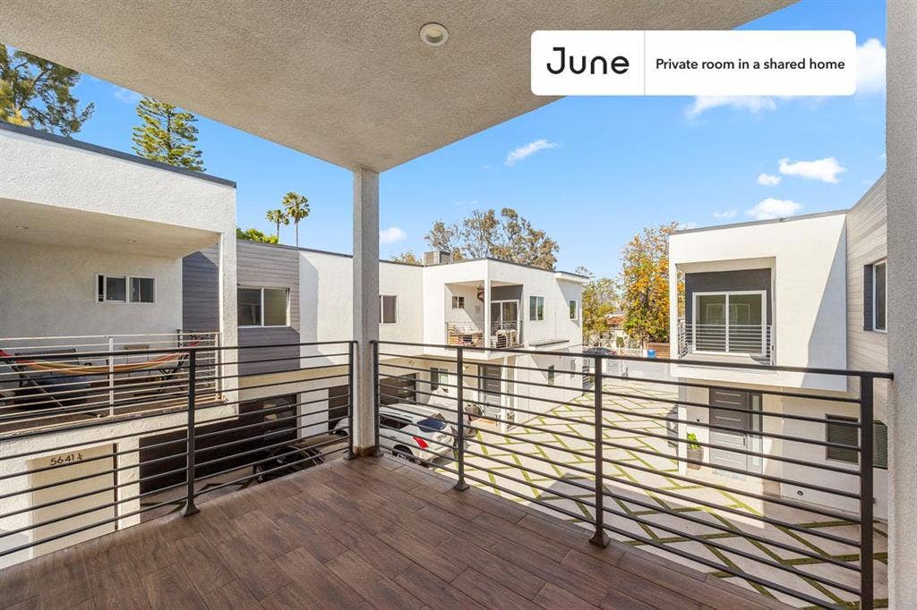 4 BR in Los Angeles