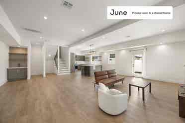 4 BR in Los Angeles