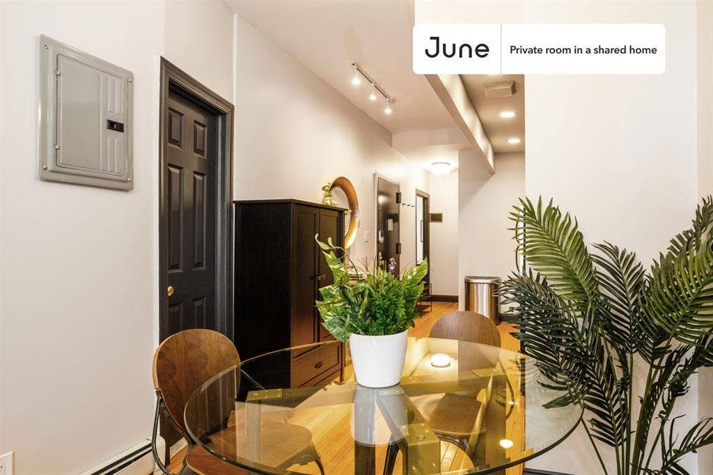 3 BR in New York City