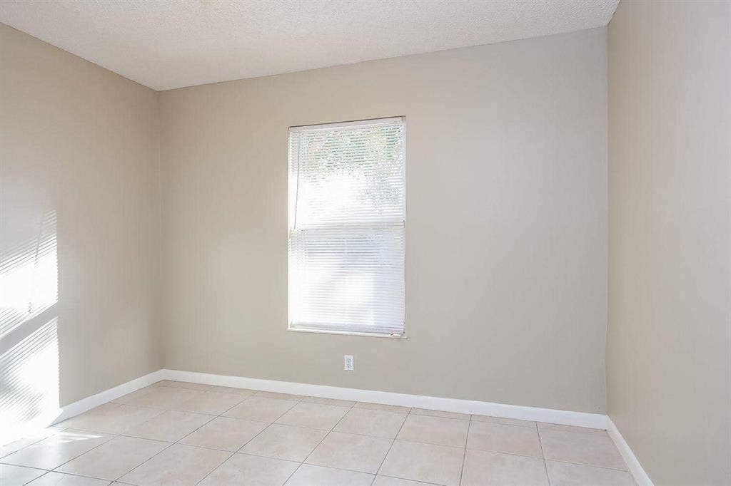 Room for rent🌸 $+ deposit