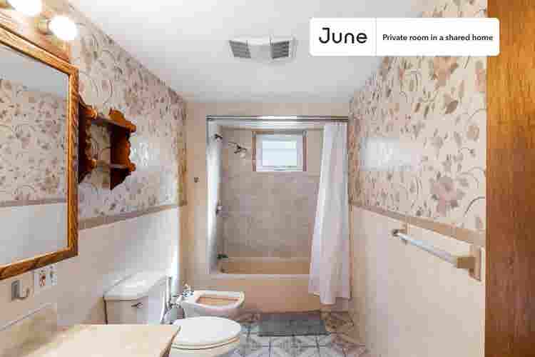 6 BR in Boston