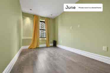 3 BR in New York City