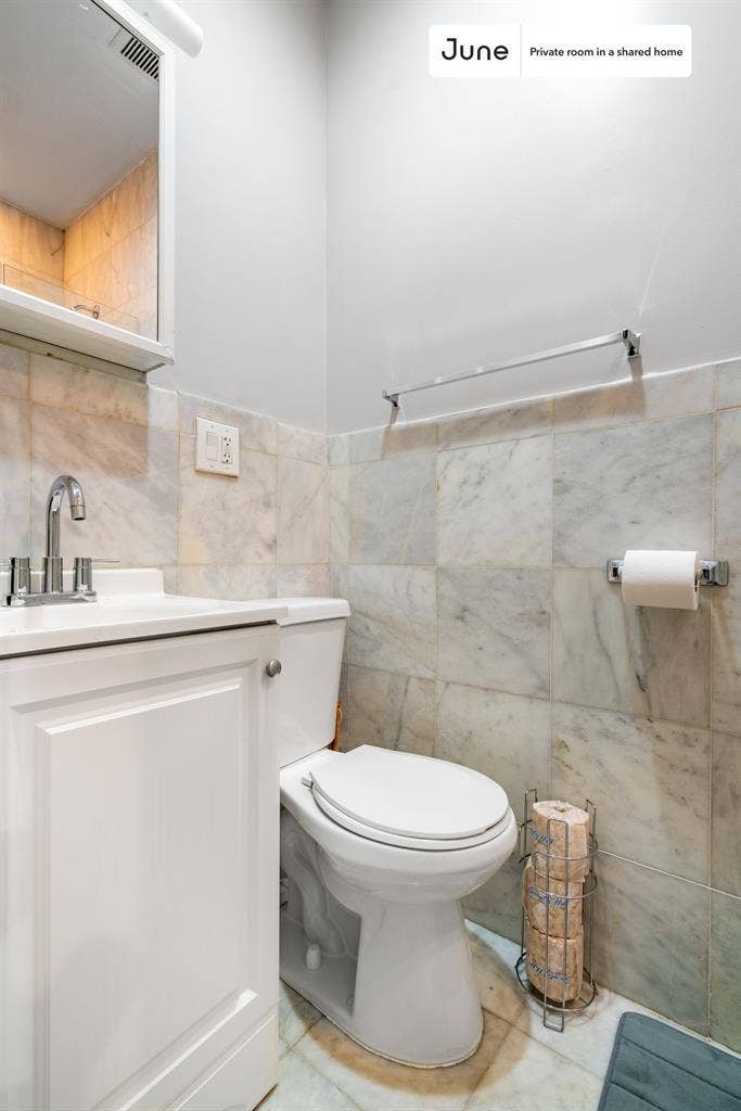 2 BR in New York City