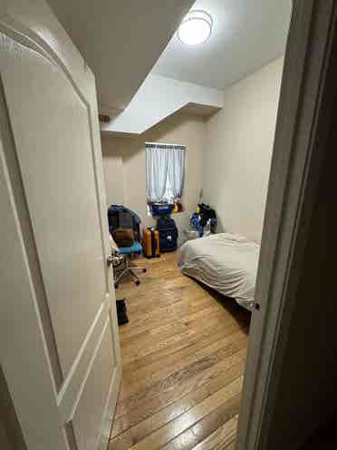 Baldwin Street Listing