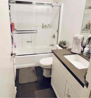 Room Available in BA Apartment