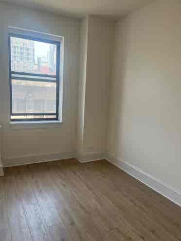 ✨Affordable Room in Midtown South✨