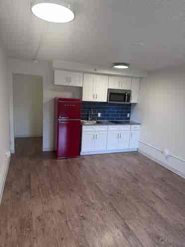 NEW STUDIO HOME! MOVE-IN TODAY!