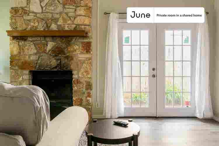 3 BR in Austin