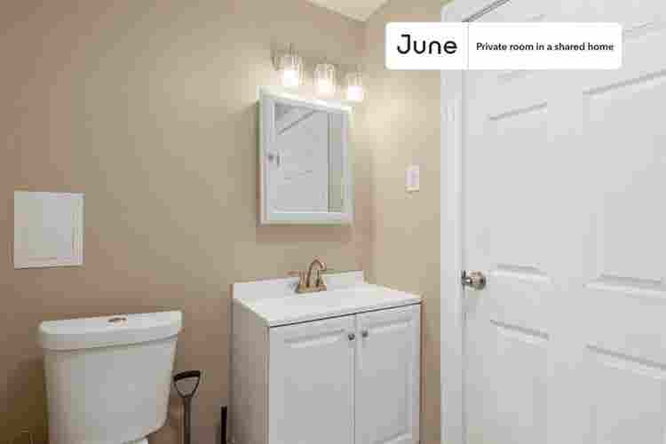 4 BR in Boston