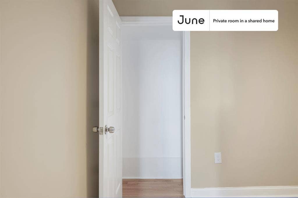 4 BR in Boston