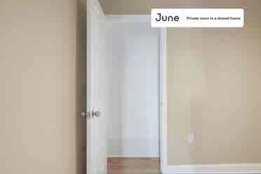 4 BR in Boston