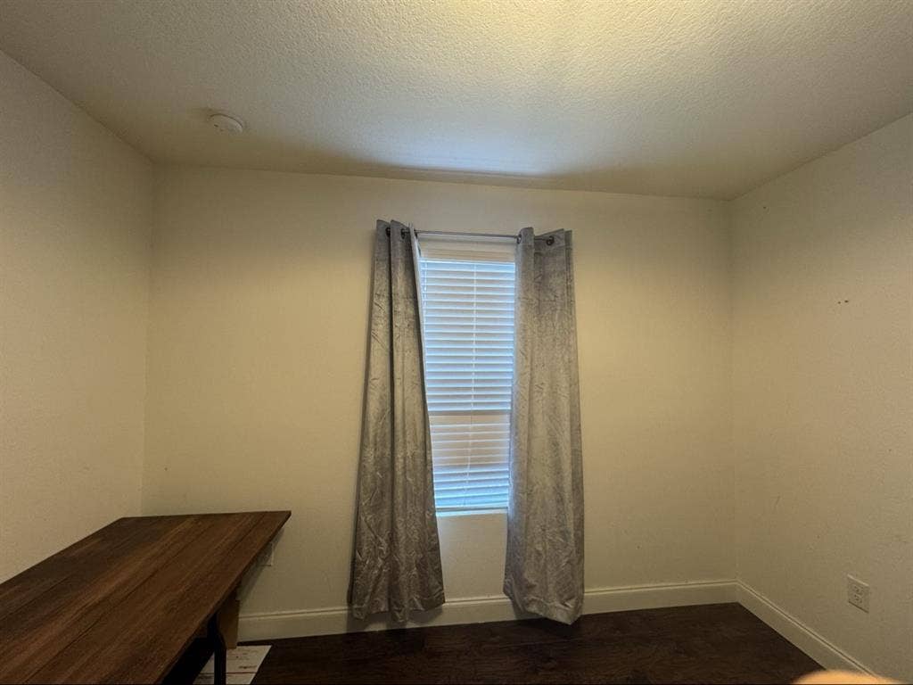 Room in peaceful family home