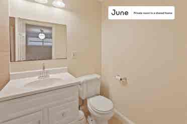 2 BR in Washington DC