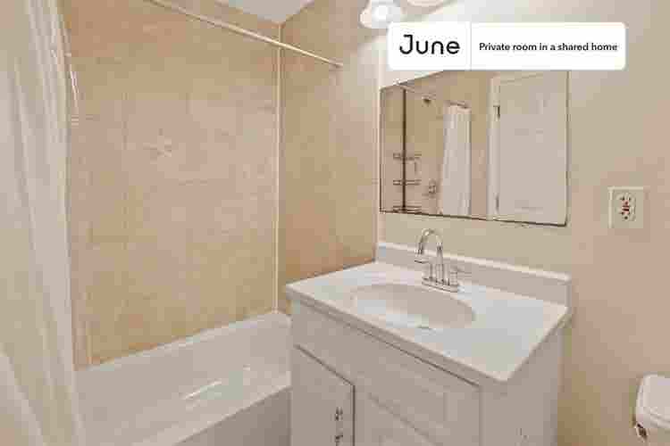 2 BR in Washington DC