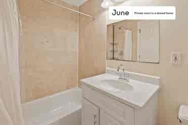 2 BR in Washington DC