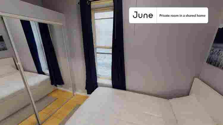 2 BR in Chicago