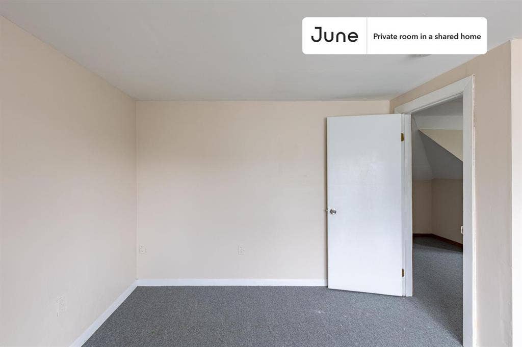 5 BR in Boston