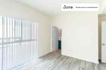 5 BR in Los Angeles