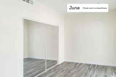 5 BR in Los Angeles