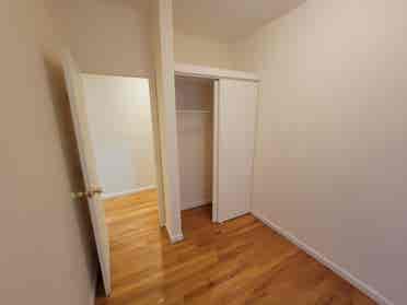 Matching 3 Room+Mates With Pizza