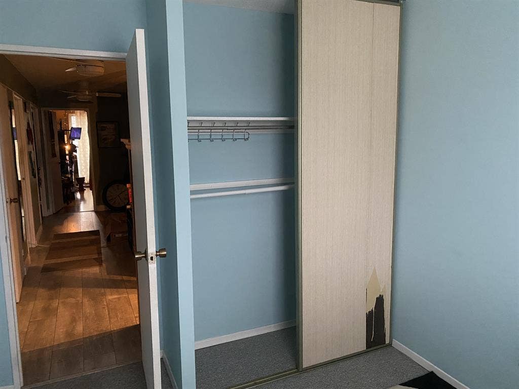 Seeking roomate - 2 storey condo