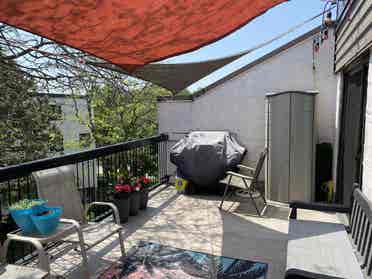 Seeking roomate - 2 storey condo