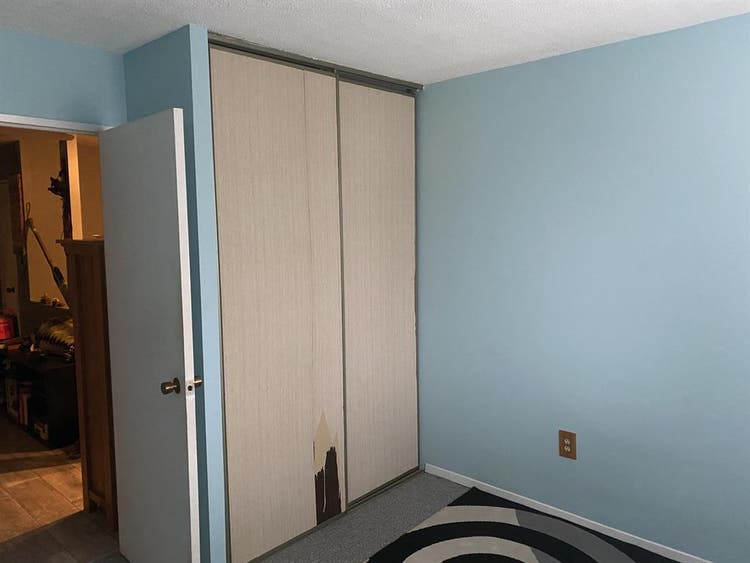 Seeking roomate - 2 storey condo