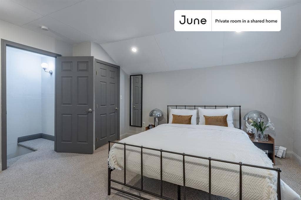 5 BR in Boston