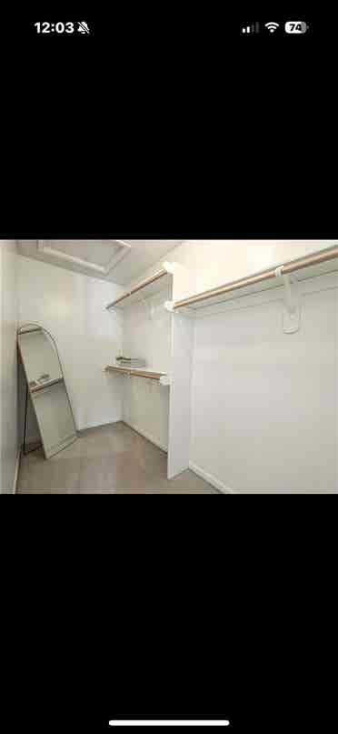 Master Suite w/Garage