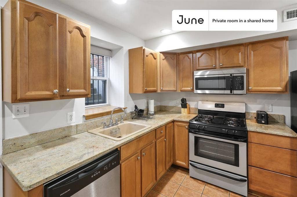 3 BR in Washington DC