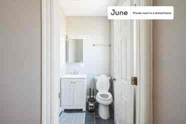 4 BR in Boston