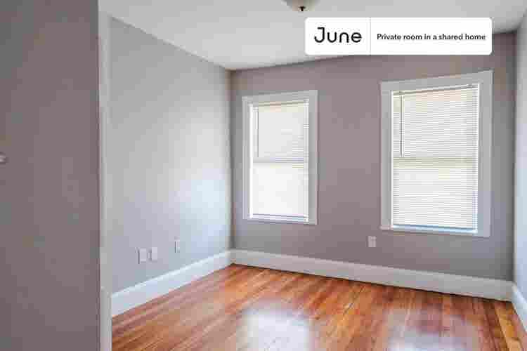 4 BR in Boston
