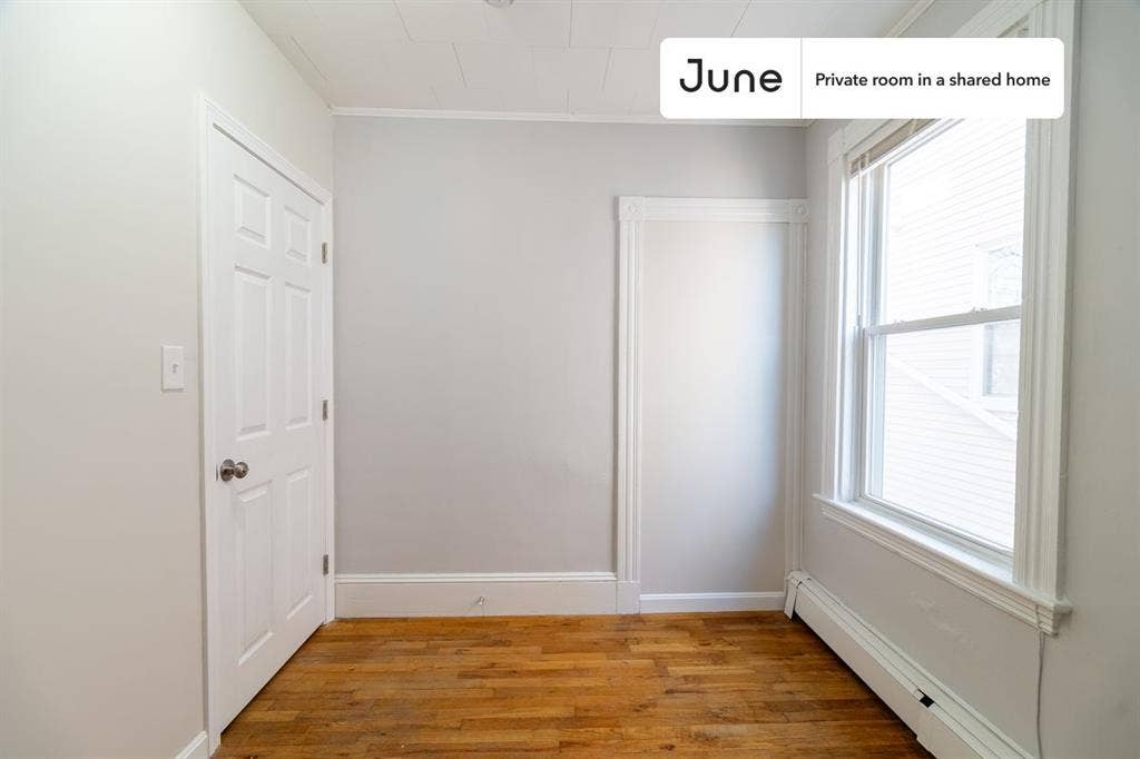 3 BR in Boston