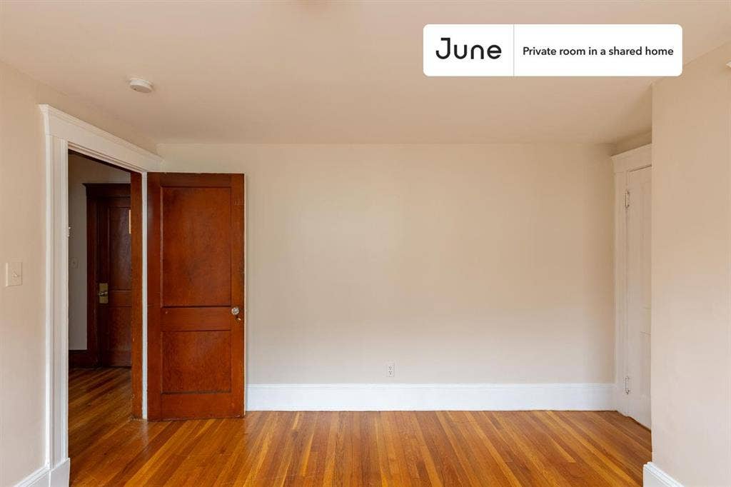 5 BR in Boston