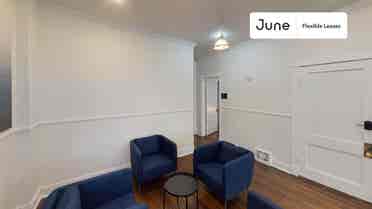 3 BR in Chicago