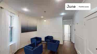 3 BR in Chicago