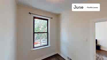 3 BR in Chicago