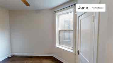 3 BR in Chicago