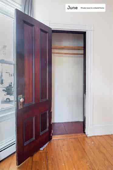 5 BR in Boston