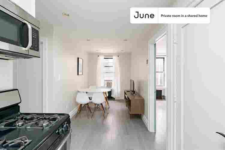 2 BR in New York City
