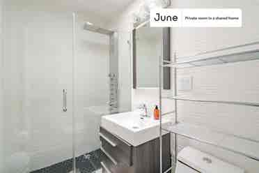 2 BR in New York City