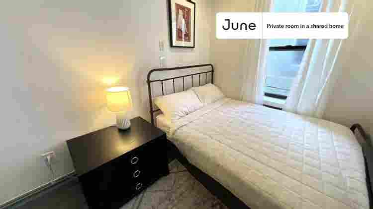 2 BR in New York City