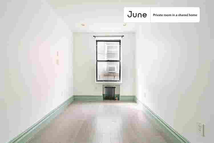 2 BR in New York City