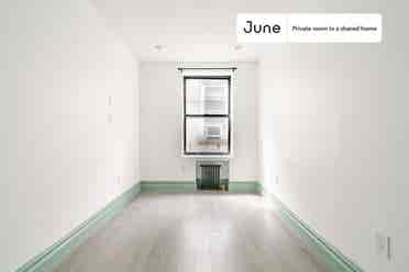 2 BR in New York City
