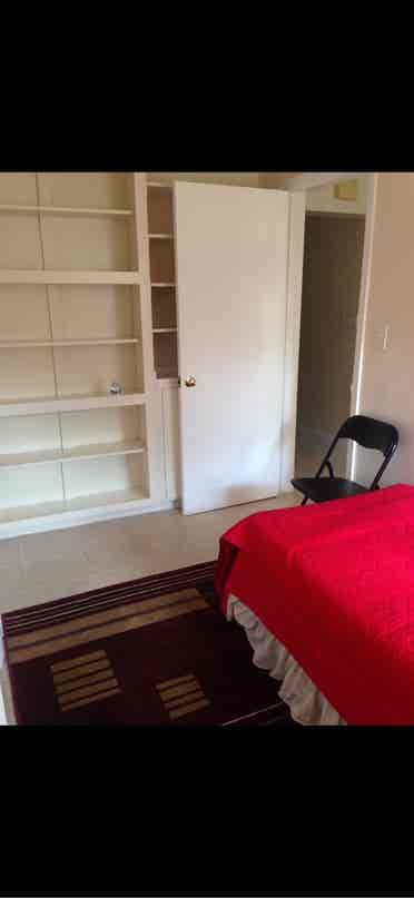 One bedroom in New Hyde Park