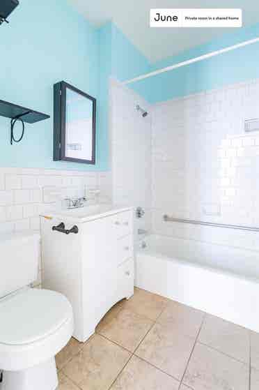 2 BR in Boston