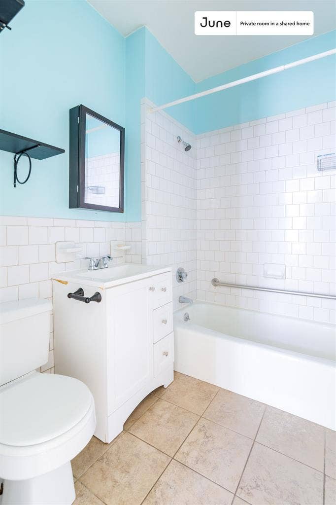 2 BR in Boston