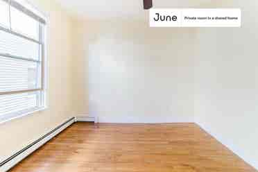 2 BR in Boston